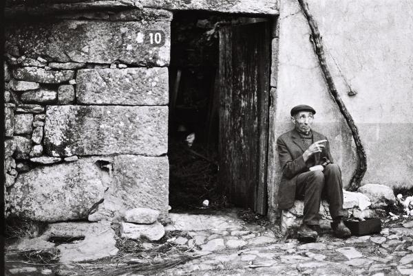 Somewhere in rural Portugal, early 1990s. This man, sitting by his door with a calm look and steady hand, seems to be giving me directions — though I’m not entirely sure to where
